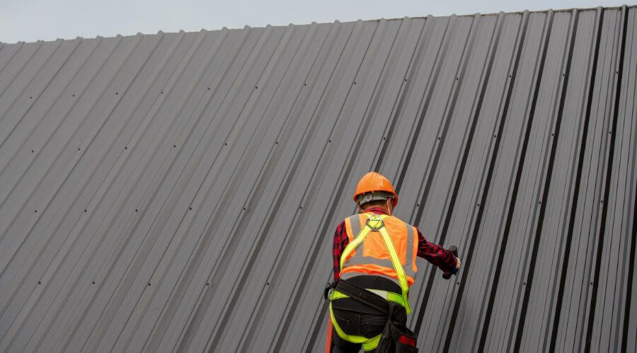 Professional Flat Roofing Installation in Winnebago, NE